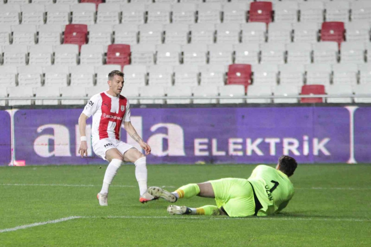 Spor Toto 1. Lig: Altay: 1 - Pendikspor: 4