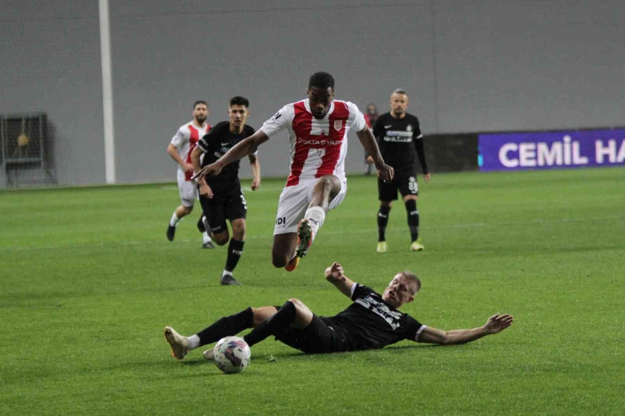 Spor Toto 1. Lig: Altay: 1 - Pendikspor: 4