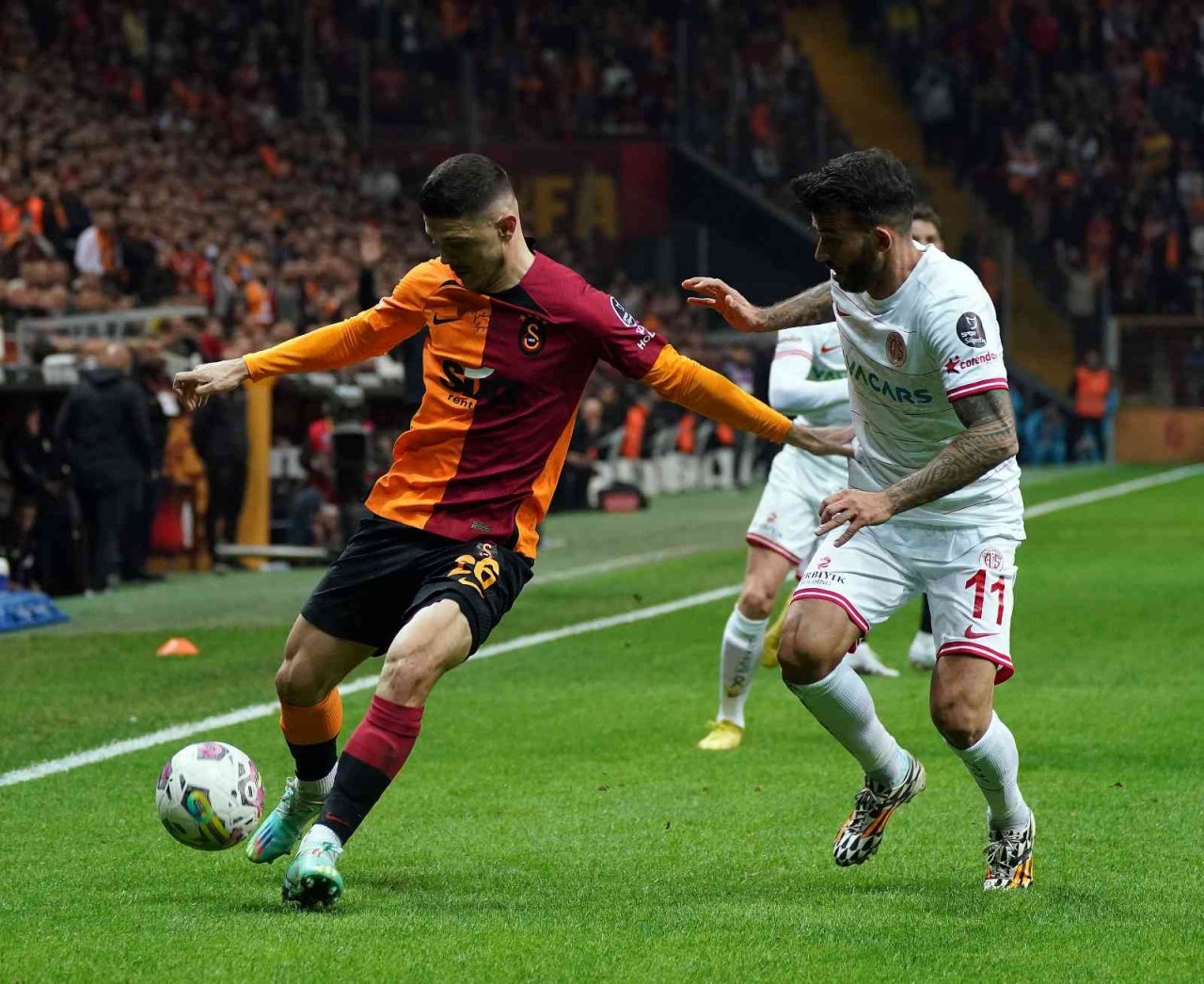 Spor Toto Süper Lig: Galatasaray: 0 - Antalyaspor: 0 (İlk yarı)