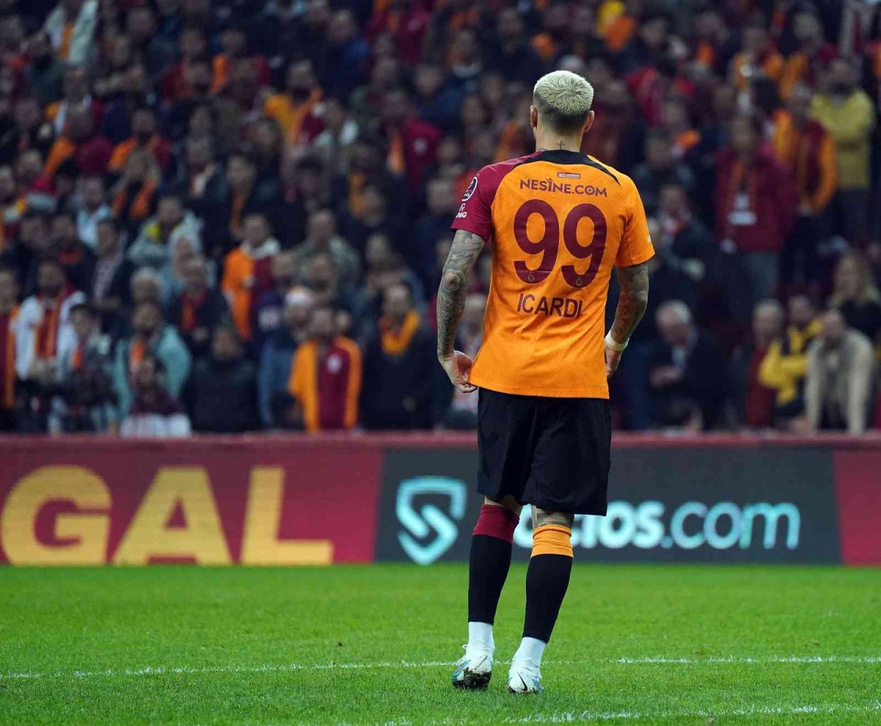 Spor Toto Süper Lig: Galatasaray: 0 - Antalyaspor: 0 (İlk yarı)