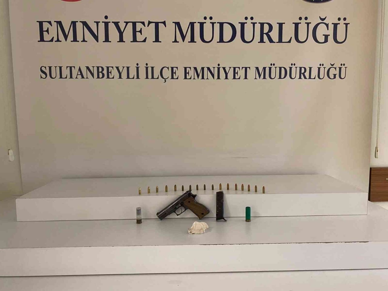 Sultanbeyli’de park halindeki aracı kundaklayan şahıs tutuklandı