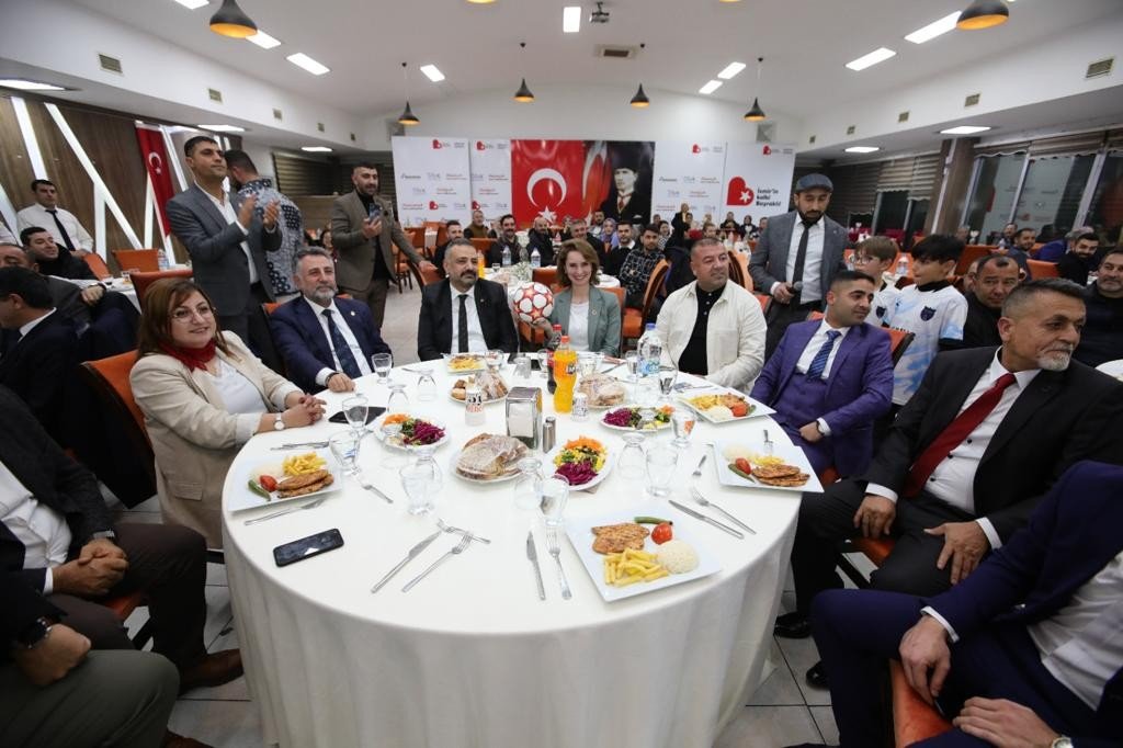 Bayraklı’nın kalbinde spor ve sanat