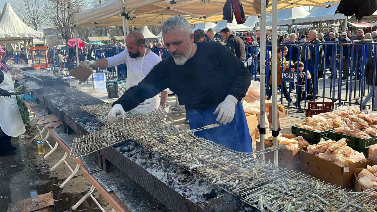 7’den 70’e binlerce kişi Hamsi Festivali’nde buluştu