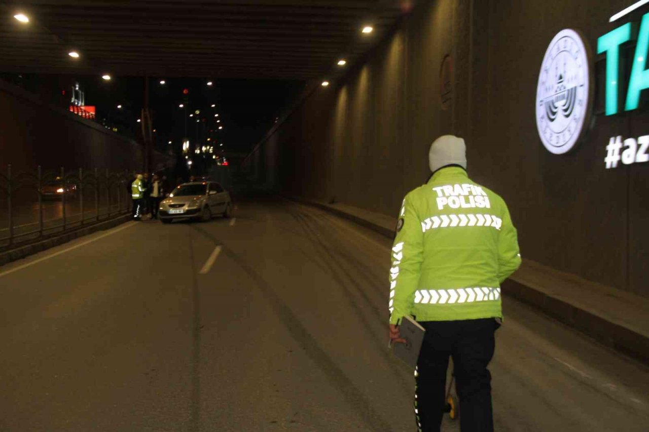 Elazığ’da kaza yapan sürücü olay yerinde kaçtı: 1 yaralı