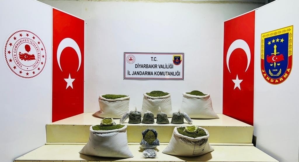 Eren Abluka Sonbahar-Kış-24 Şehit Jandarma Uzman Çavuş Ramazan Bahşiş operasyonu başlatıldı