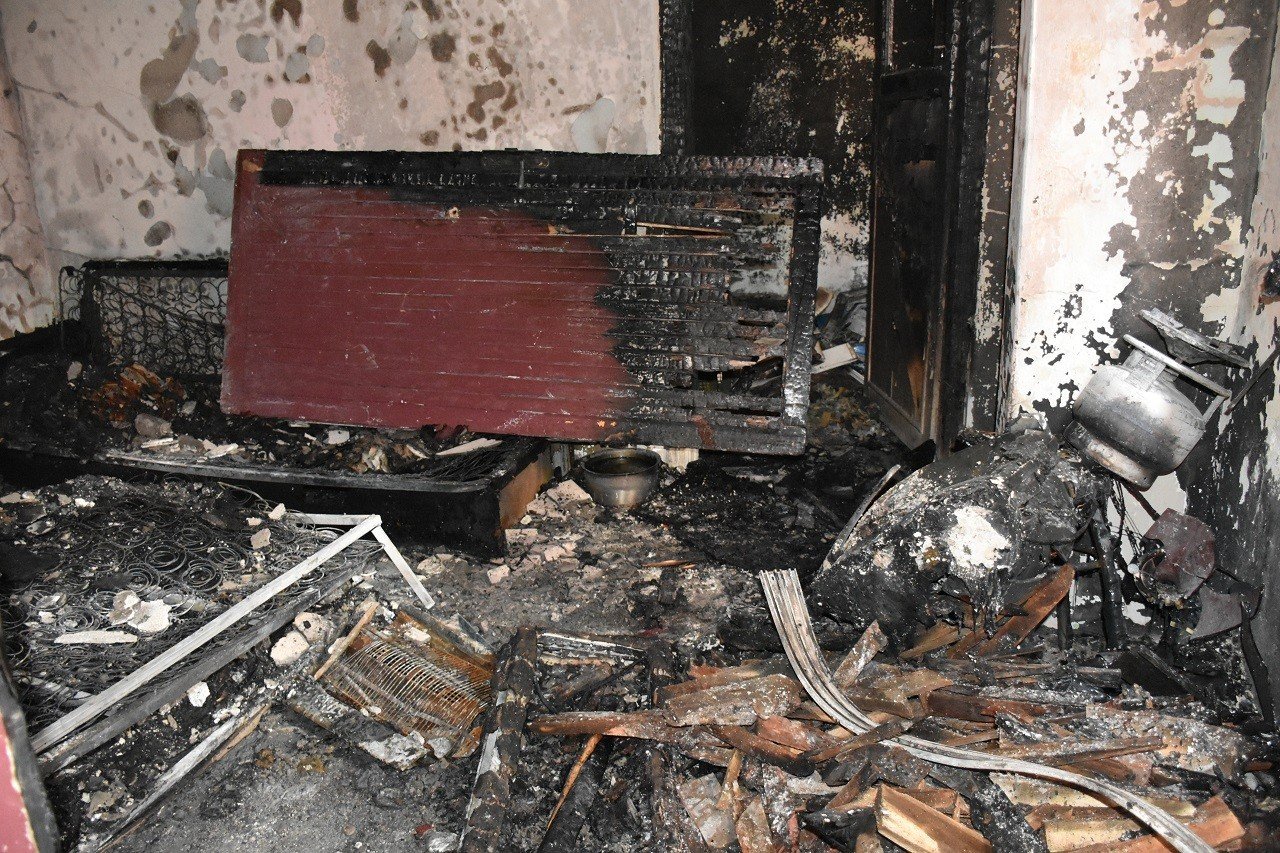 3 küçük kardeş bu evde feci şekilde hayatını kaybetti