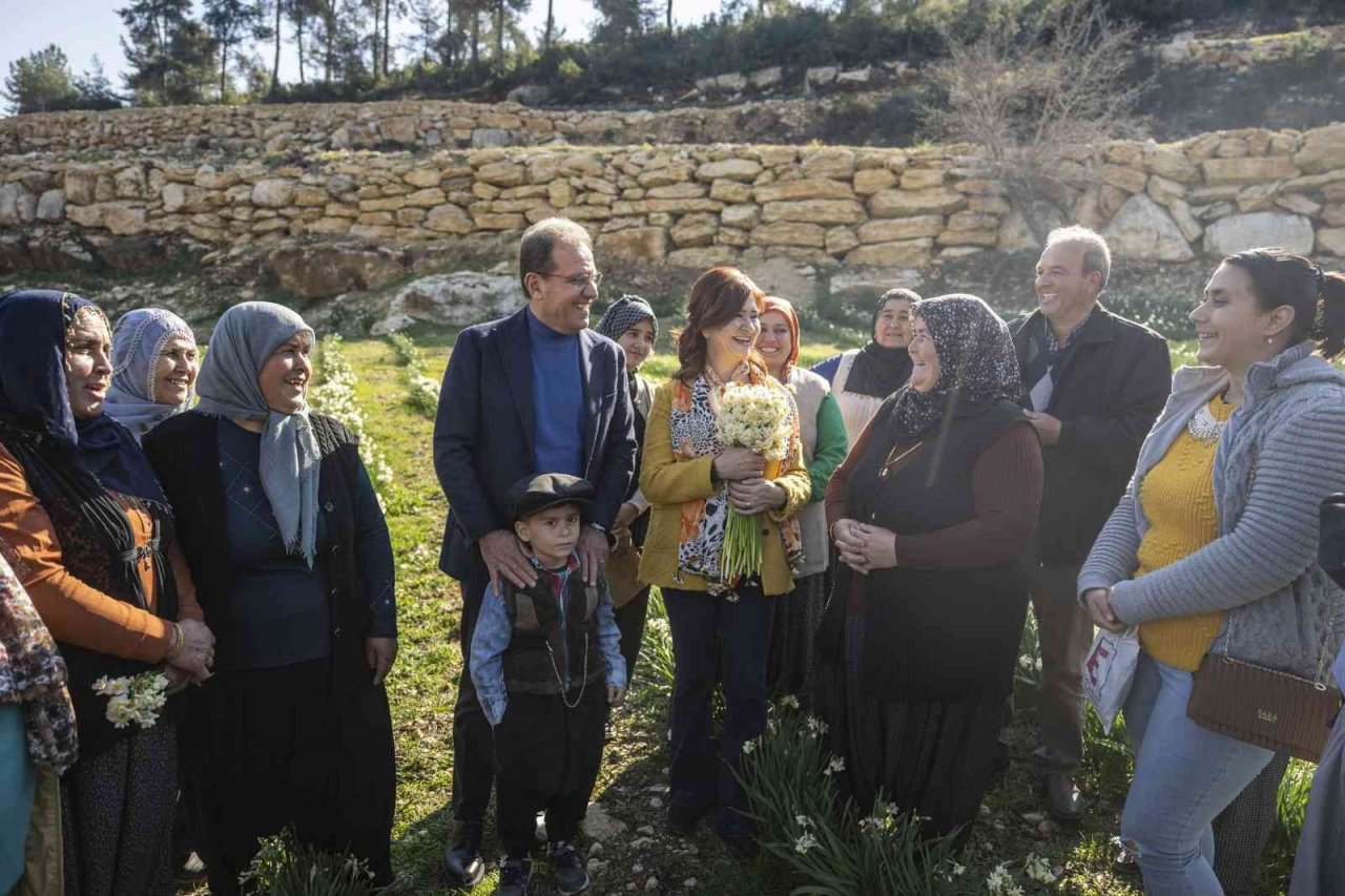 Nergis Şenliği dolu dolu geçti