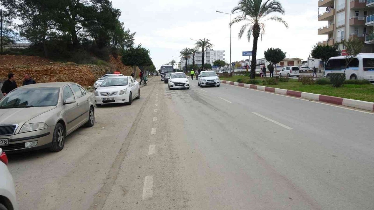 Otomobilin çarptığı bisikletli ölümden döndü, sürücü kaza anını soğukkanlılıkla anlattı