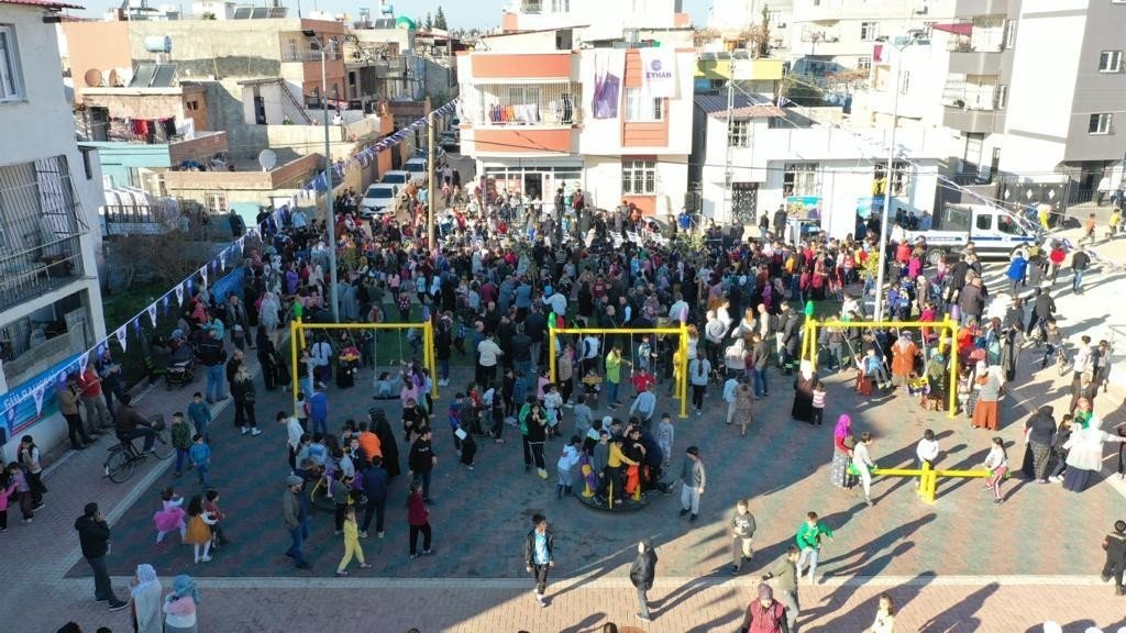 Çocukların park sevinci