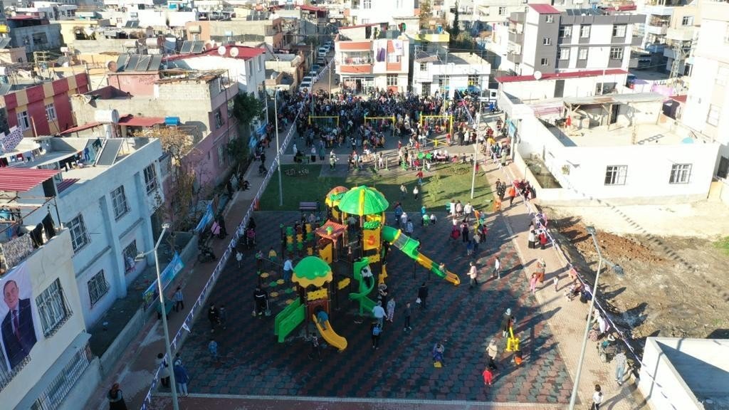 Çocukların park sevinci