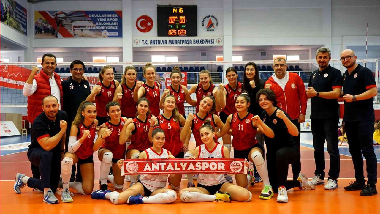 Filenin akrepleri zirve takibinde