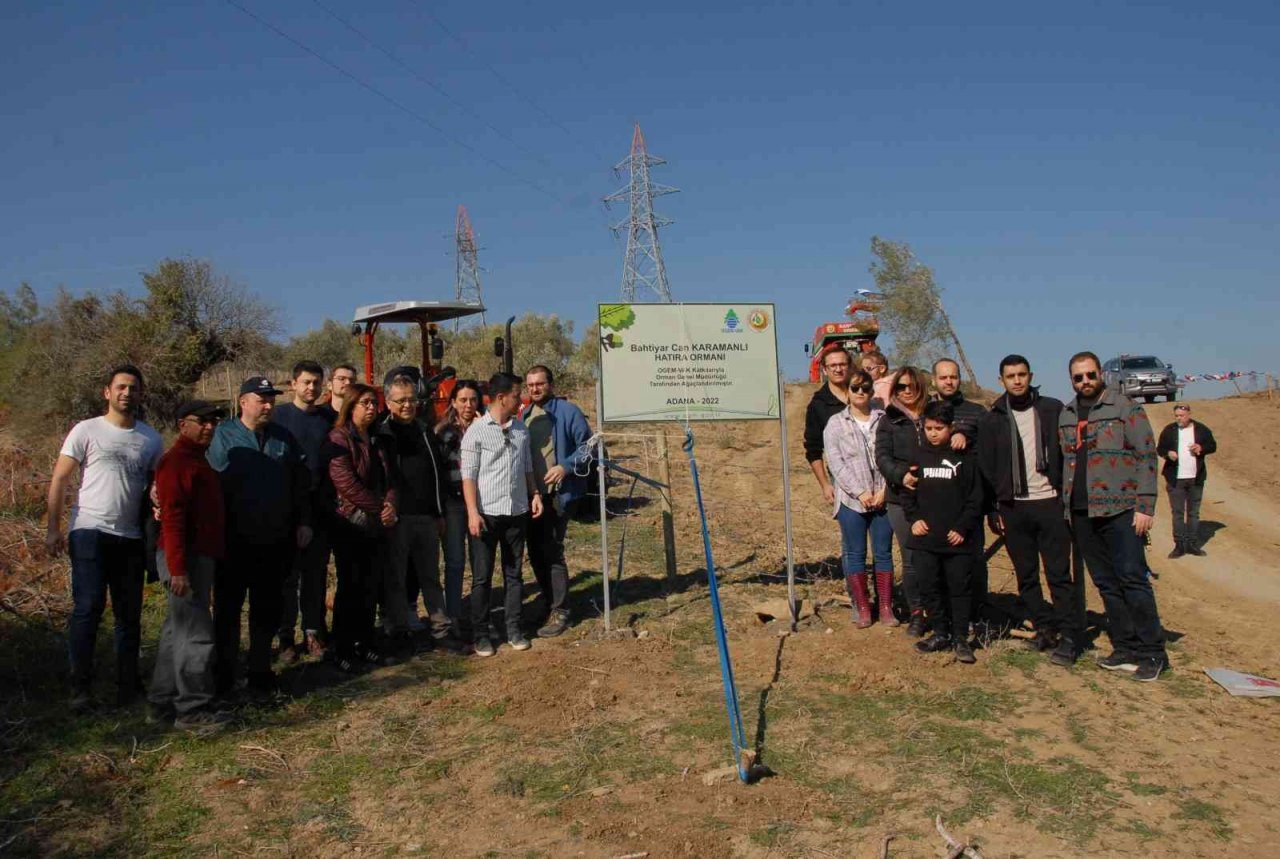 Kazada kaybettikleri arkadaşları anısına hatıra ormanı oluşturdular