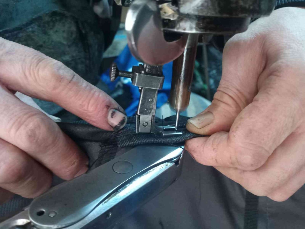 Çanta tamirine rağbet arttı esnafın yüzü güldü