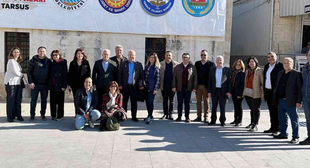 Başkanlar, Tarsus ‘Yeryüzü pazarına’ katıldı