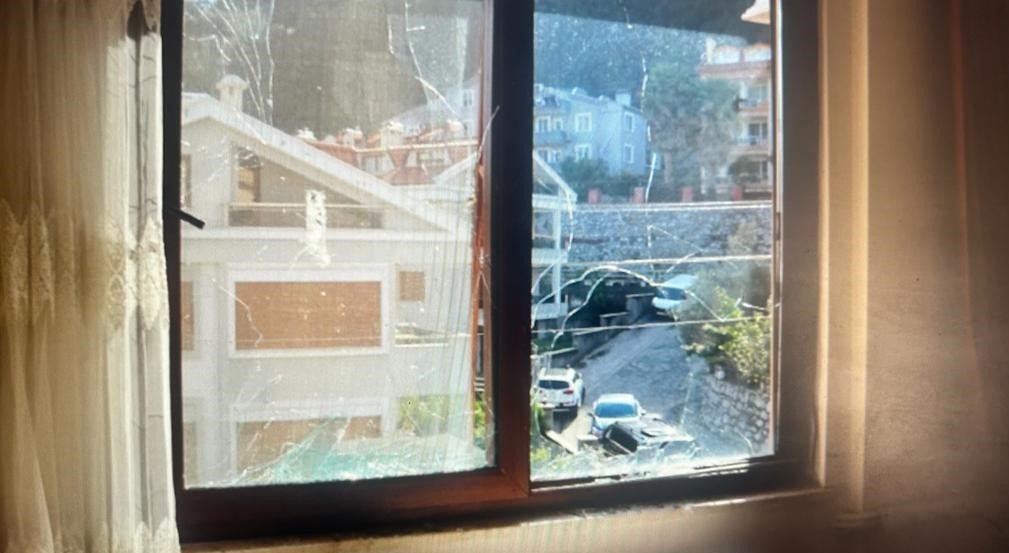 Marmaris’te evden çıkmayan kiracıya darp iddiası