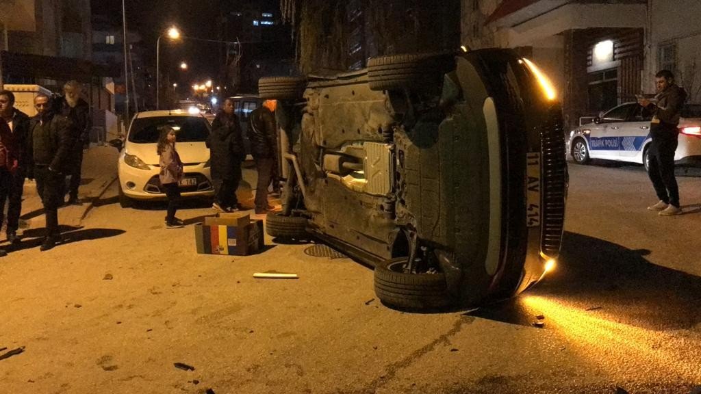 Bilecik’te alkollü sürücünün karıştığı kazada şans ederi yaralanan olmadı