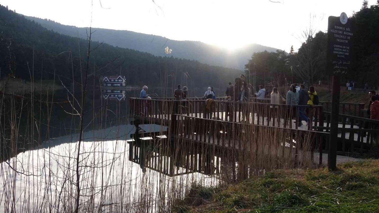 Bolu’nun incisi Gölcük, yarıyıl tatilinde ilgi odağı oldu