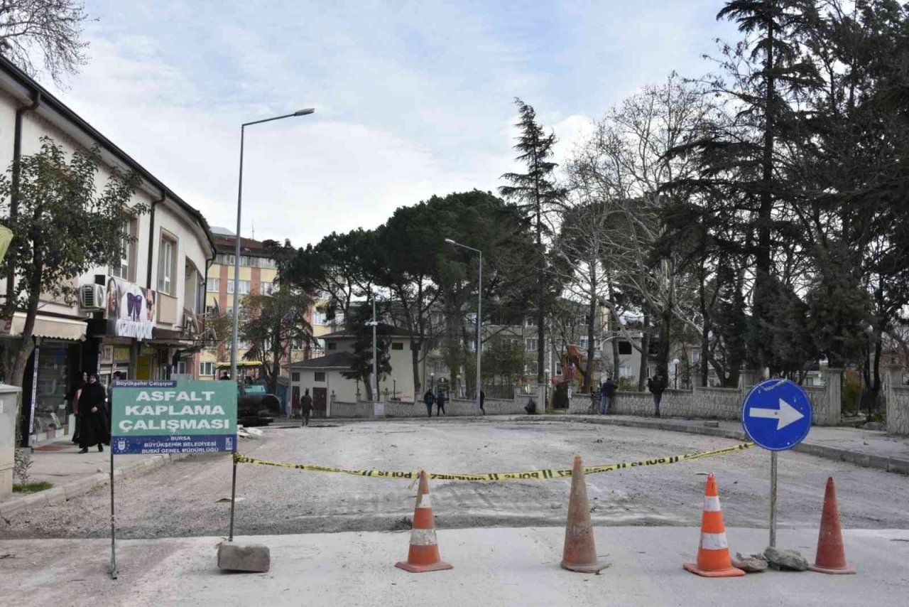 Mustafakemalpaşa’da sıra üstyapıda