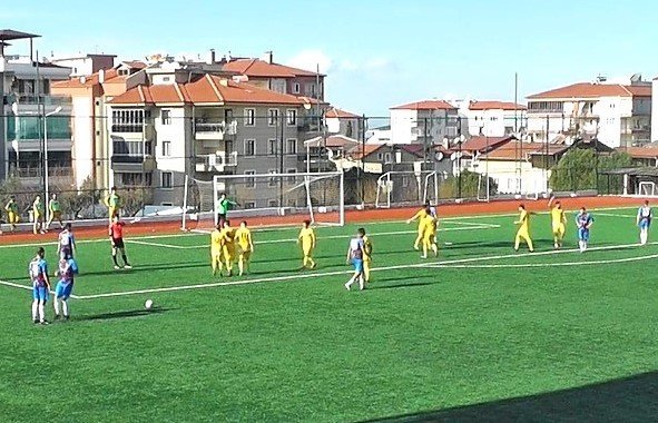 Tavas derbisini kazanan Tavas Birlikspor oldu