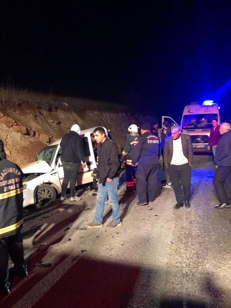 Gaziantep-Nizip yolunda feci kaza: 1 ölü, 6 yaralı
