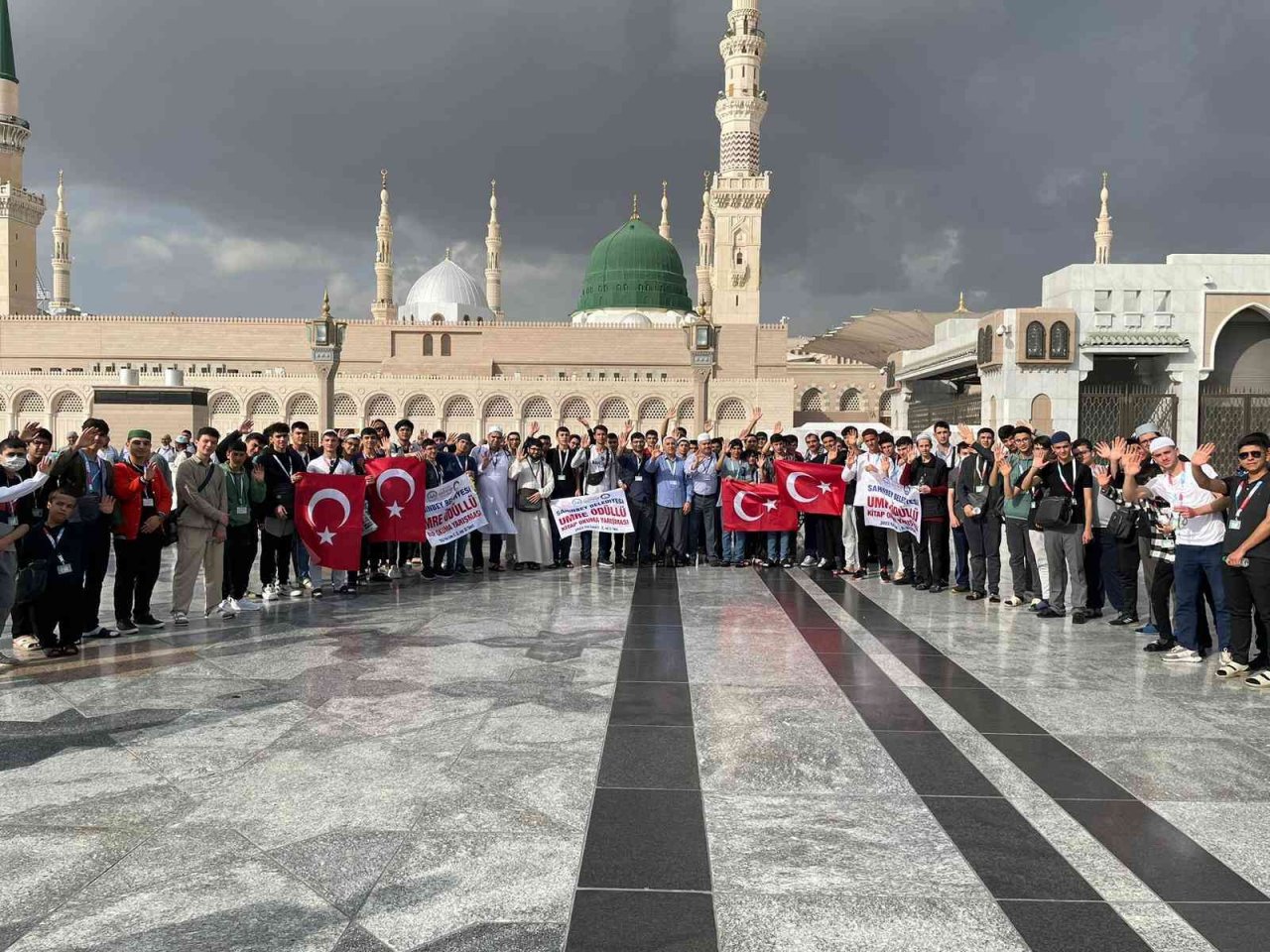 Sınavı geçen 151 öğrenci kutsal topraklara uğurlandı