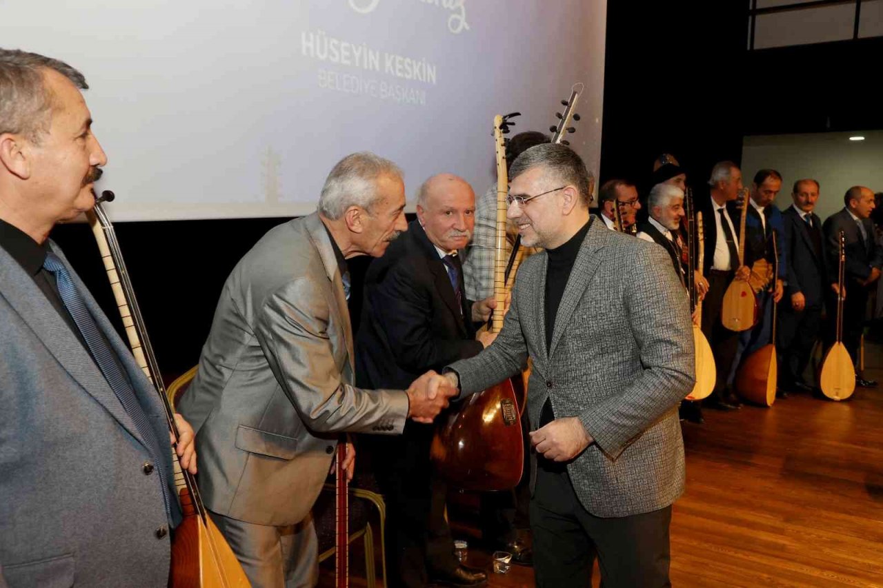 Sazın ve sözün ustaları Sultanbeyli’de buluştu