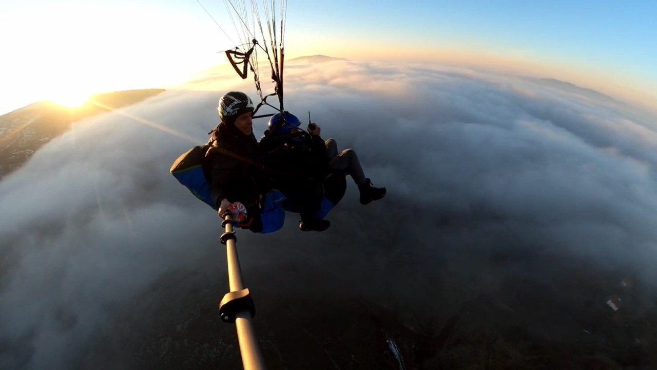 Siste kaybolan Hazar Gölü, yamaç paraşütçüleri tarafından havadan görüntülendi