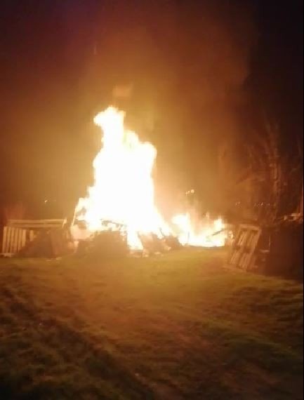 Tekirdağ’da bağ evi alev alev yandı