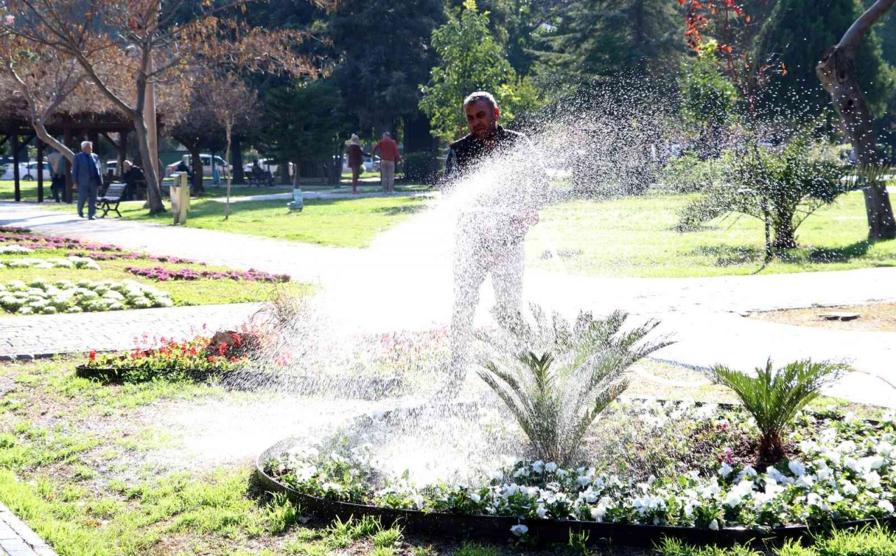Adana’da termometreler 22 dereceyi gösterdi