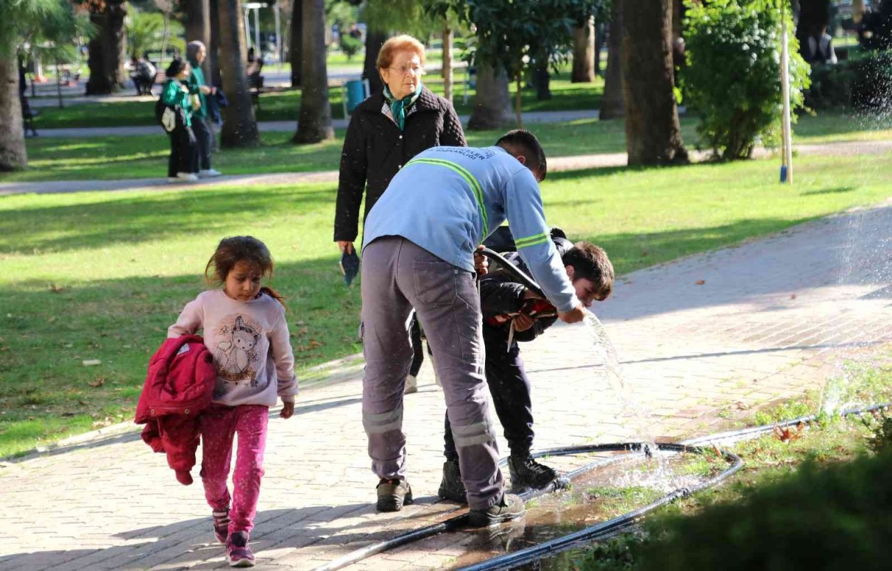 Adana’da termometreler 22 dereceyi gösterdi