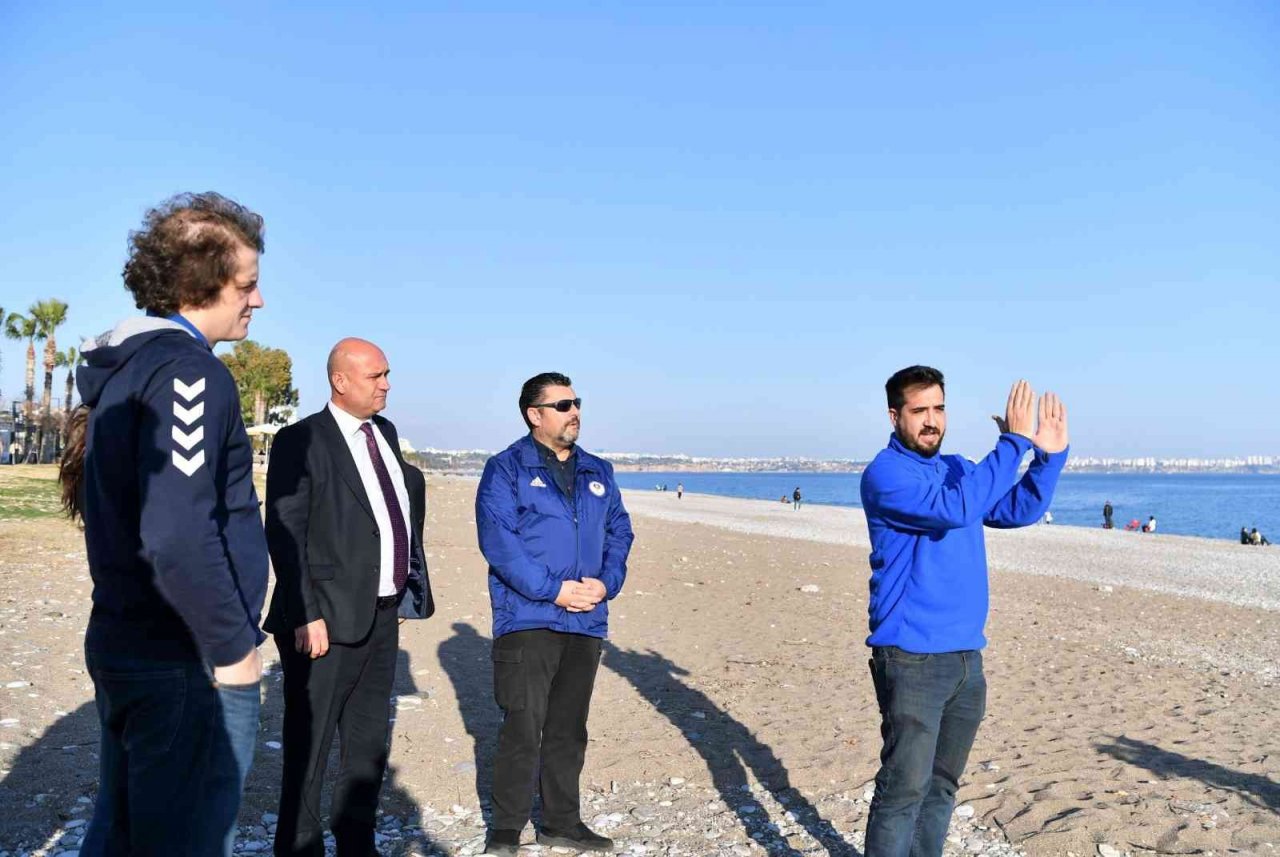 Konyaaltı plajlarına tam not