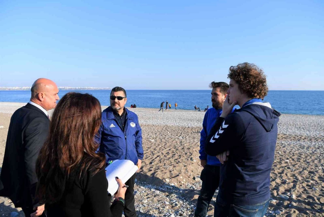 Konyaaltı plajlarına tam not