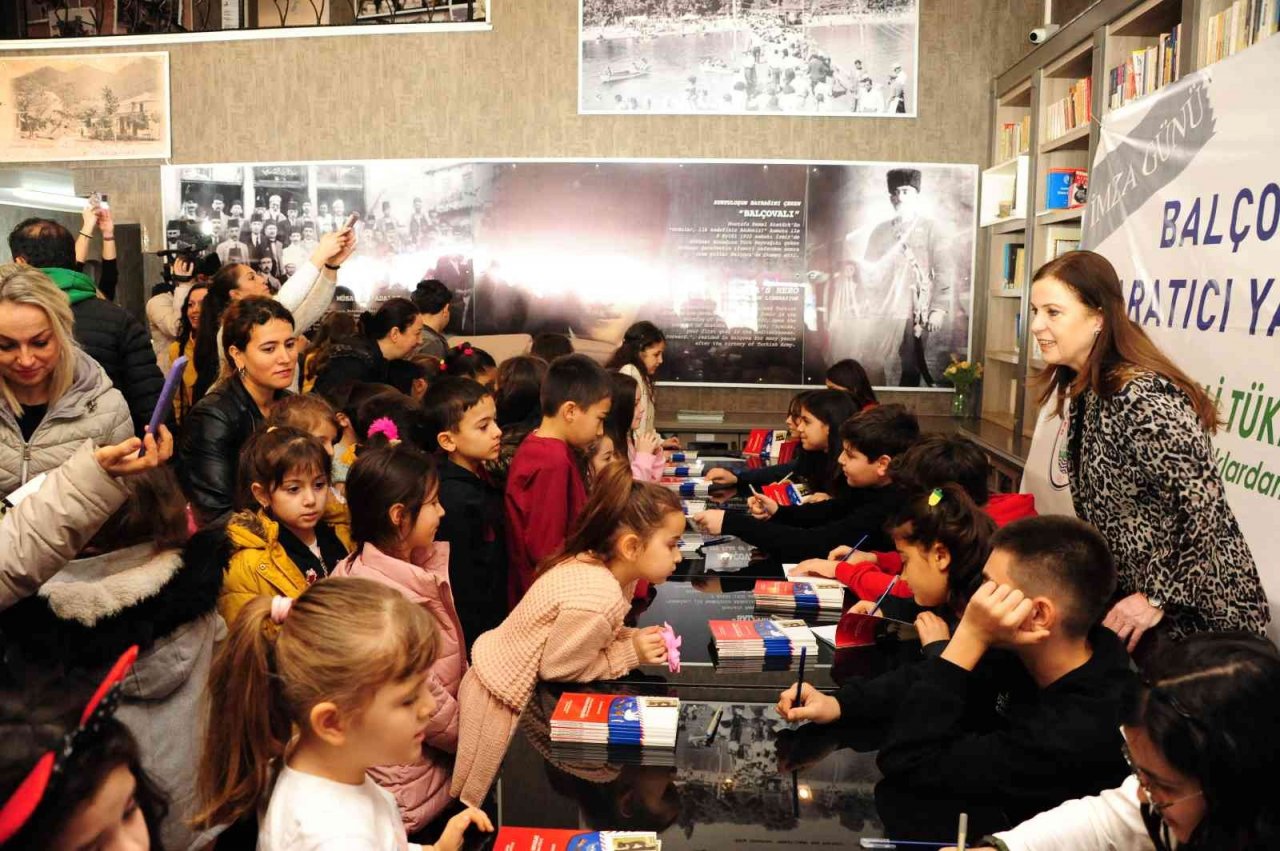 Balçova’nın minik yazarlarına ait ilk kitabın basımı yapıldı