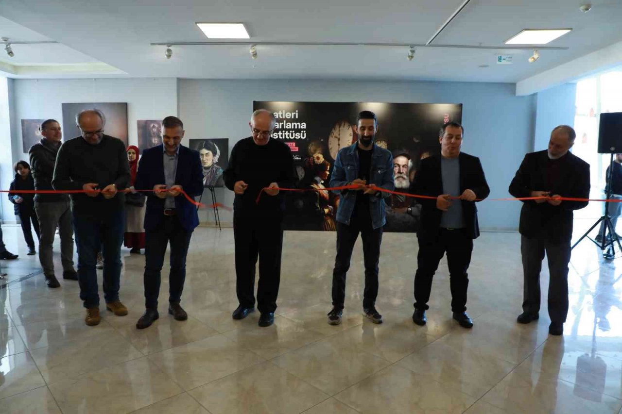 Usta edebiyatçı Tanpınar Esenler’de anıldı