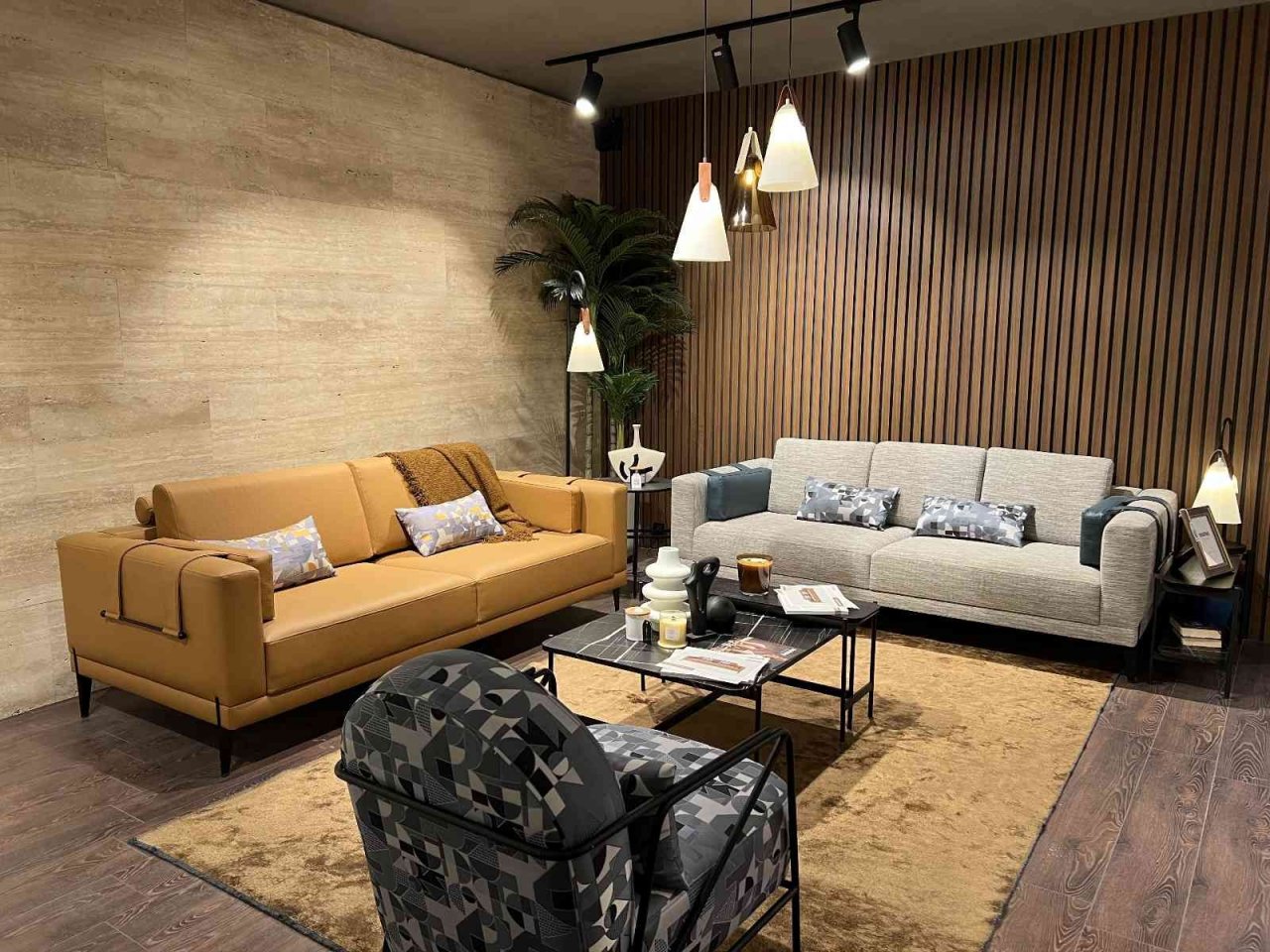 Yıl sonu iki kat büyüme hedefleyen Doğanlar Mobilya, yeni koleksiyonlarını sergiliyor