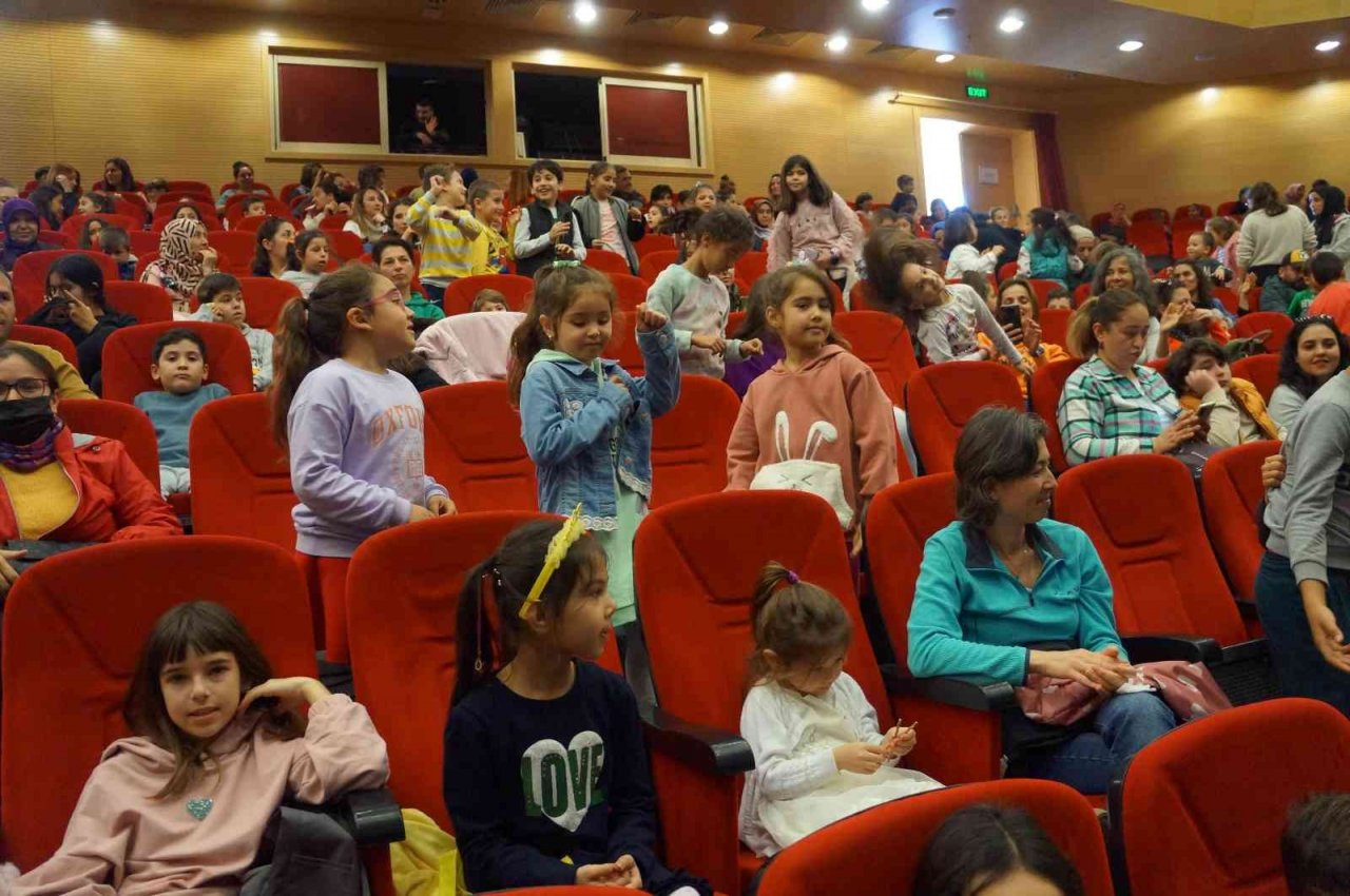 Marmaris’te çocuklara eğlenceli tatil