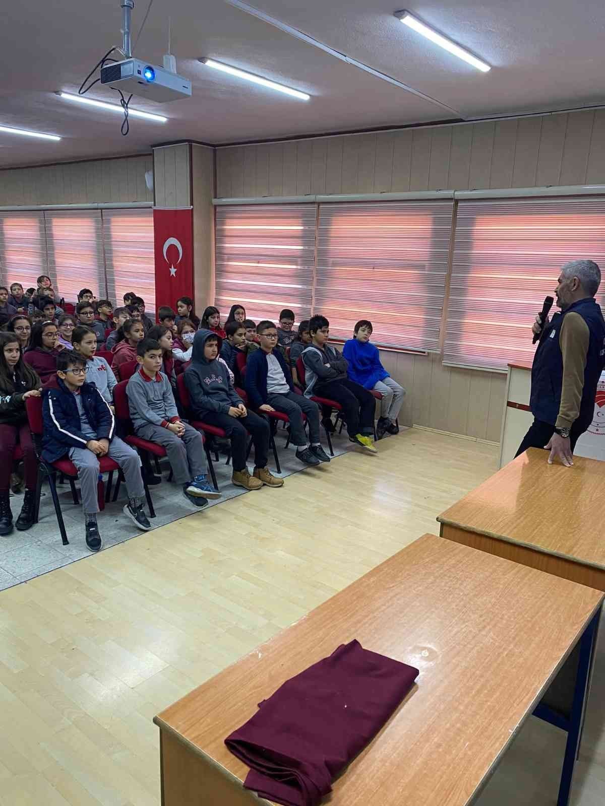 Öğrencilere gıda güvenliği anlatıldı