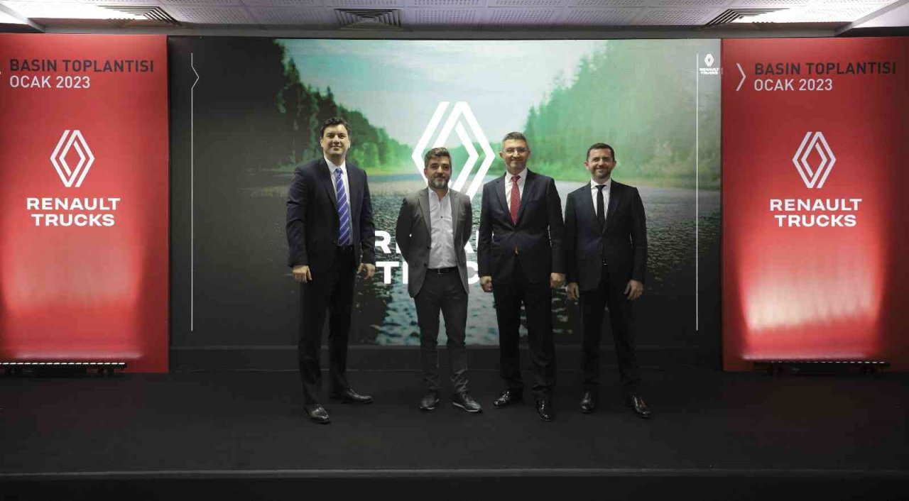 Renault Trucks Türkiye, 2022 yılını ithal ürünler arasında lider olarak tamamladı