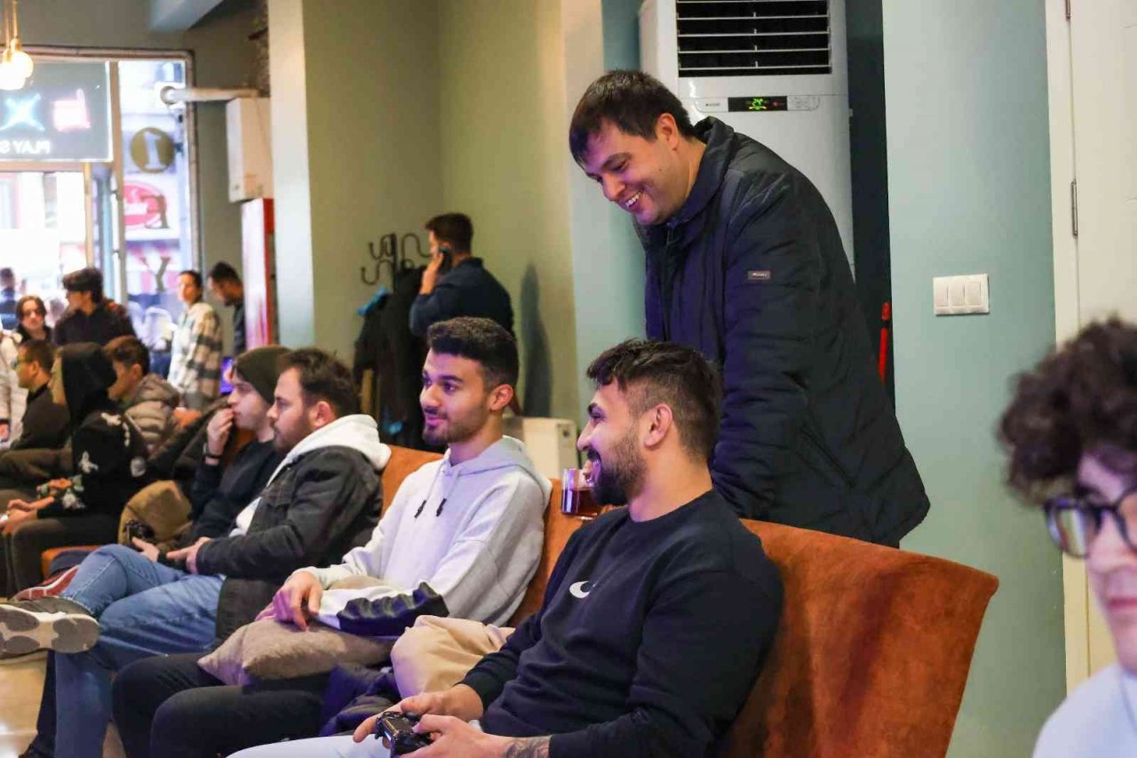 Geleneksel Uşak Pes Turnuvası tamamlandı