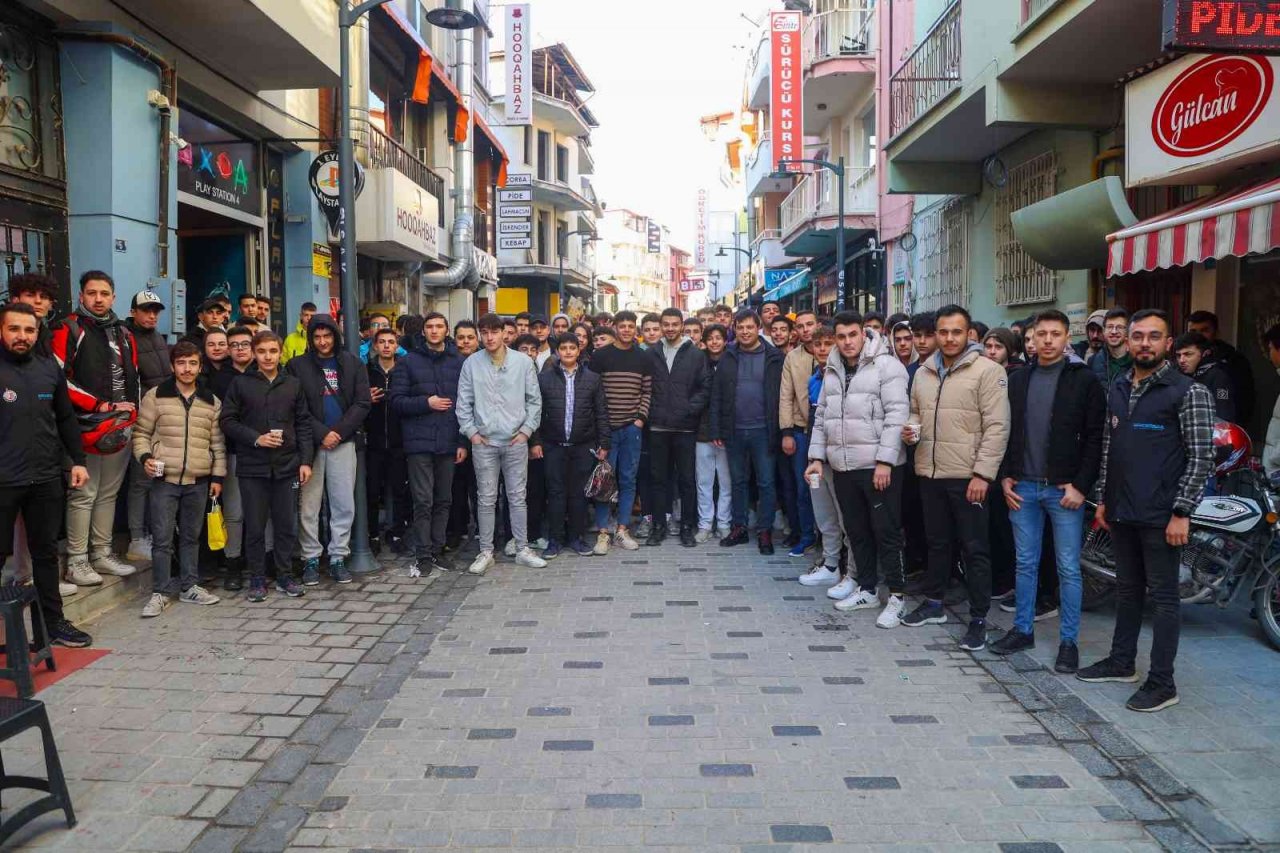 Geleneksel Uşak Pes Turnuvası tamamlandı