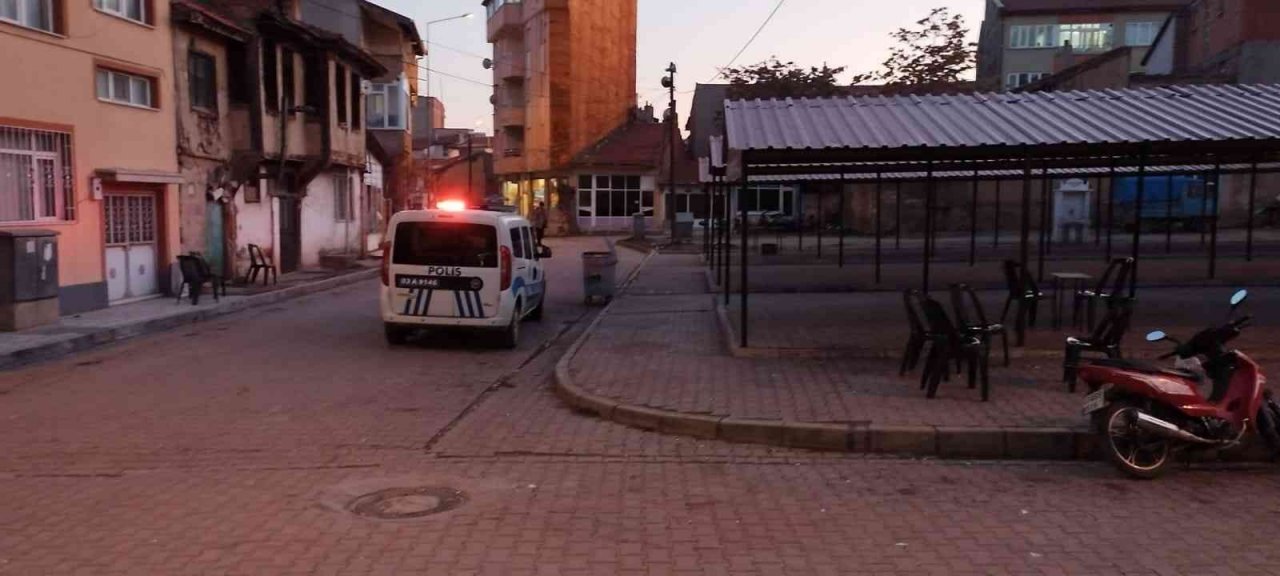 Kaşla göz arasında motosikletini çaldılar