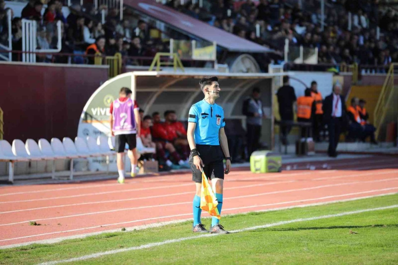 Bitlisli deneyimli hakem A Klasman’a terfi etti