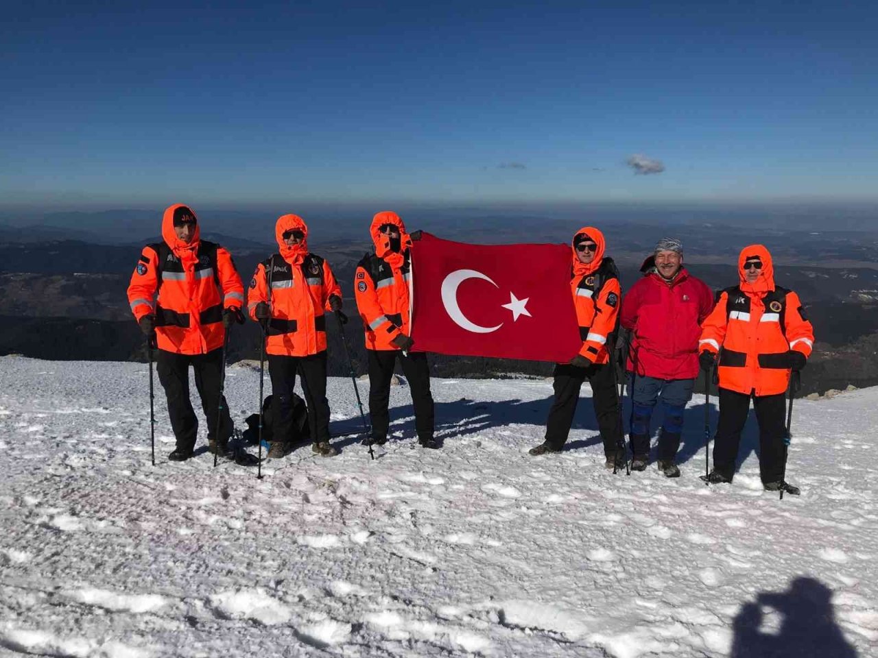 Şehitleri anmak için Ilgaz Dağı’na tırmandılar