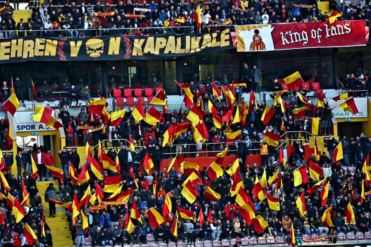 Kayserispor taraftarından TFF’ye çağrı