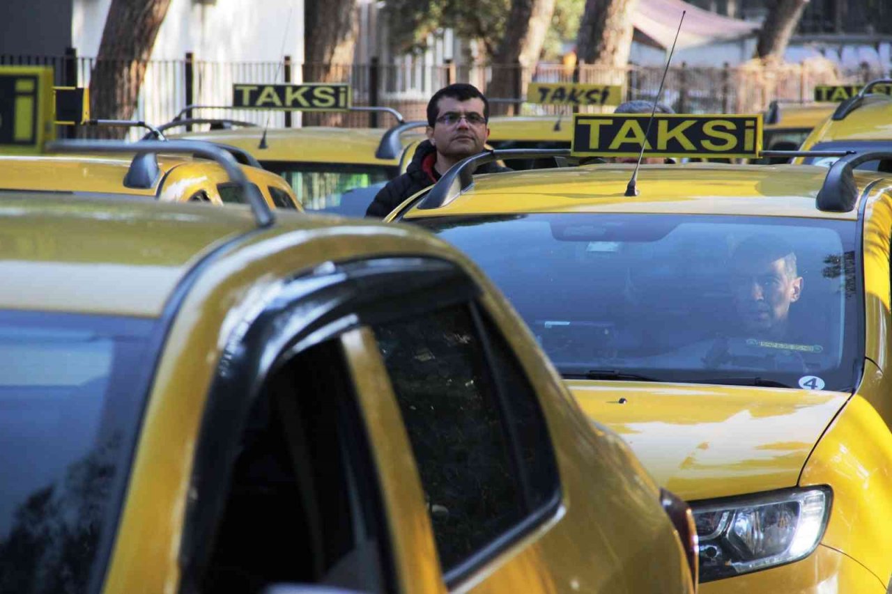 İzmir’de taksimetre ayarları güncelleniyor