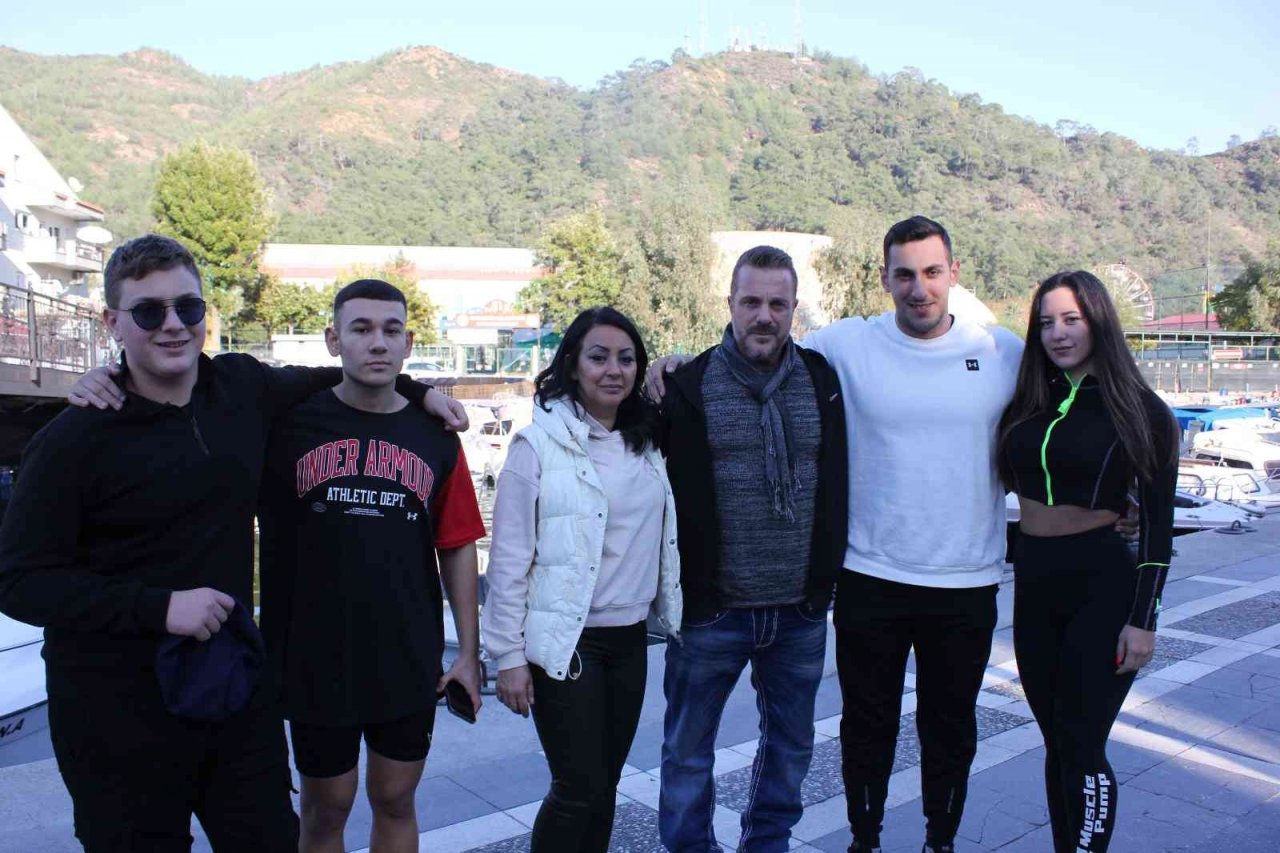 Ailecek sinema filmi çekip: "Amacımız Marmaris’i ve güzelliklerini göstermek" dediler
