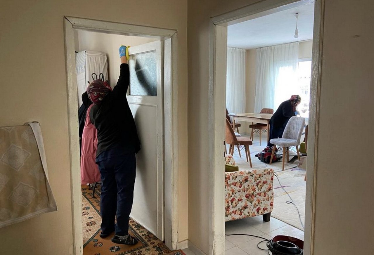 Akdeniz’de yaşlı ve engelli vatandaşlara destek sürüyor