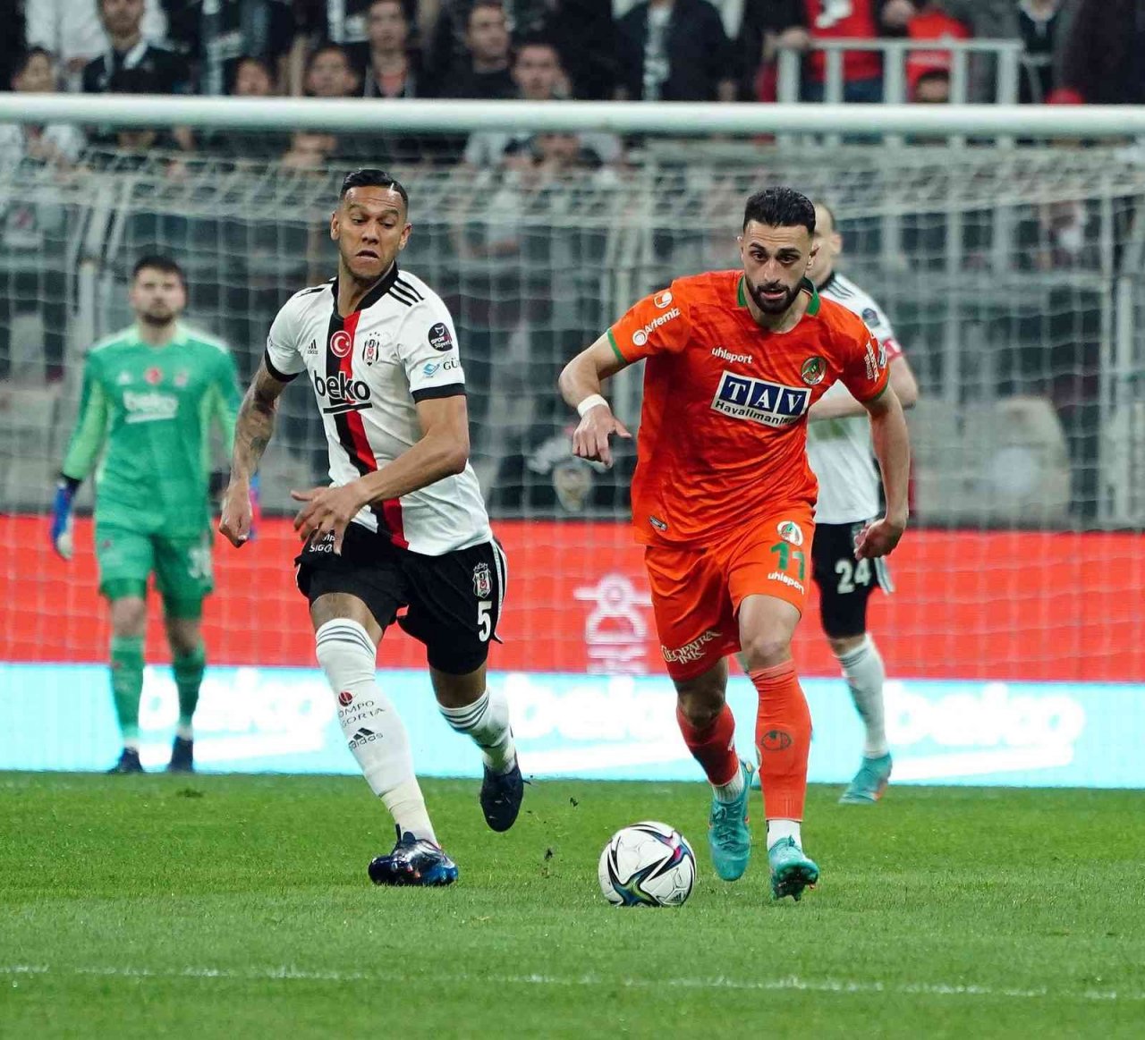 Beşiktaş ile Alanyaspor 14. randevuda