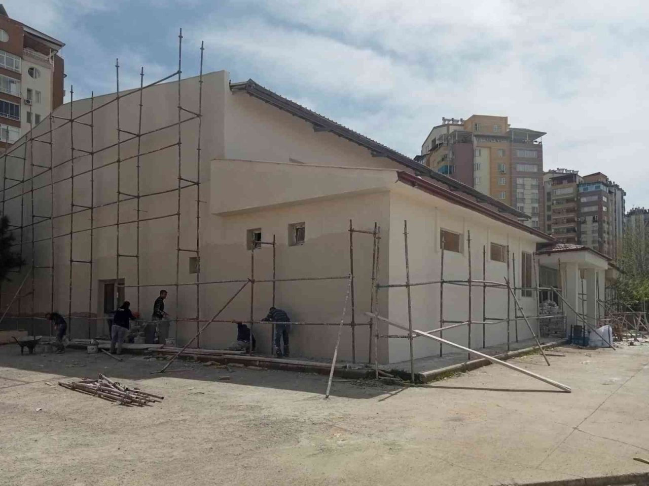 Diyarbakır ‘da 26 okulun spor salonu yenilendi