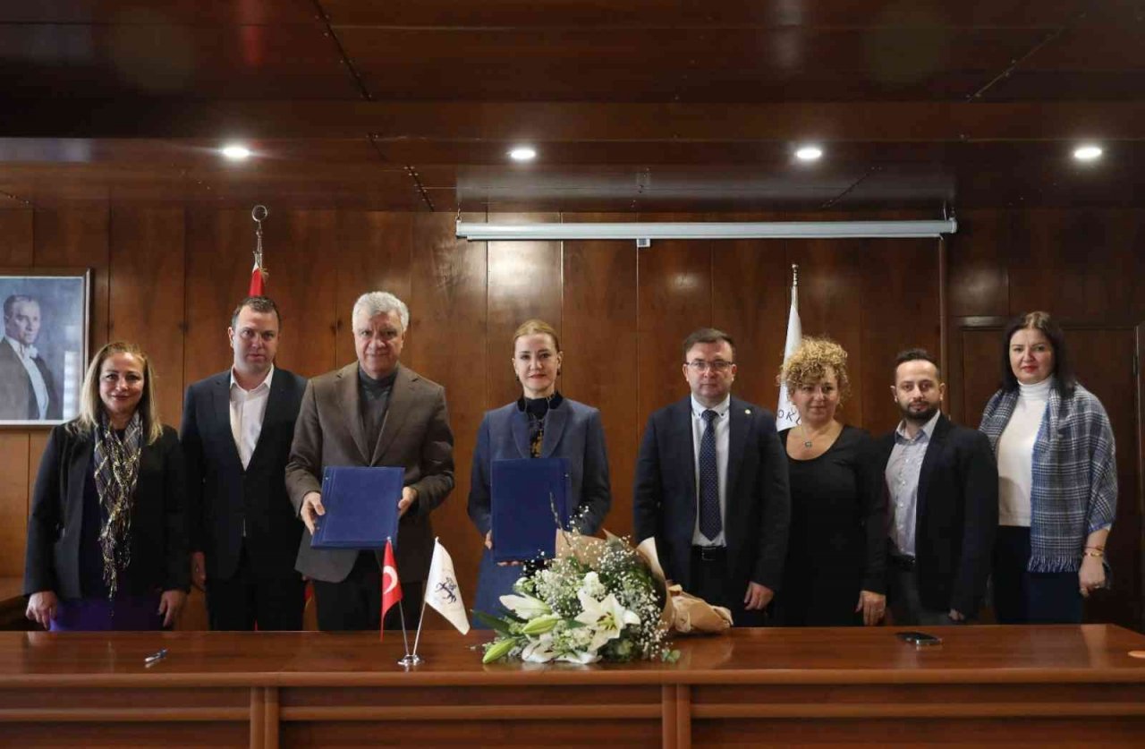 DEÜ’lü sanatçılar, Çocuk Senfoni Orkestrası’nda öncülük edecek